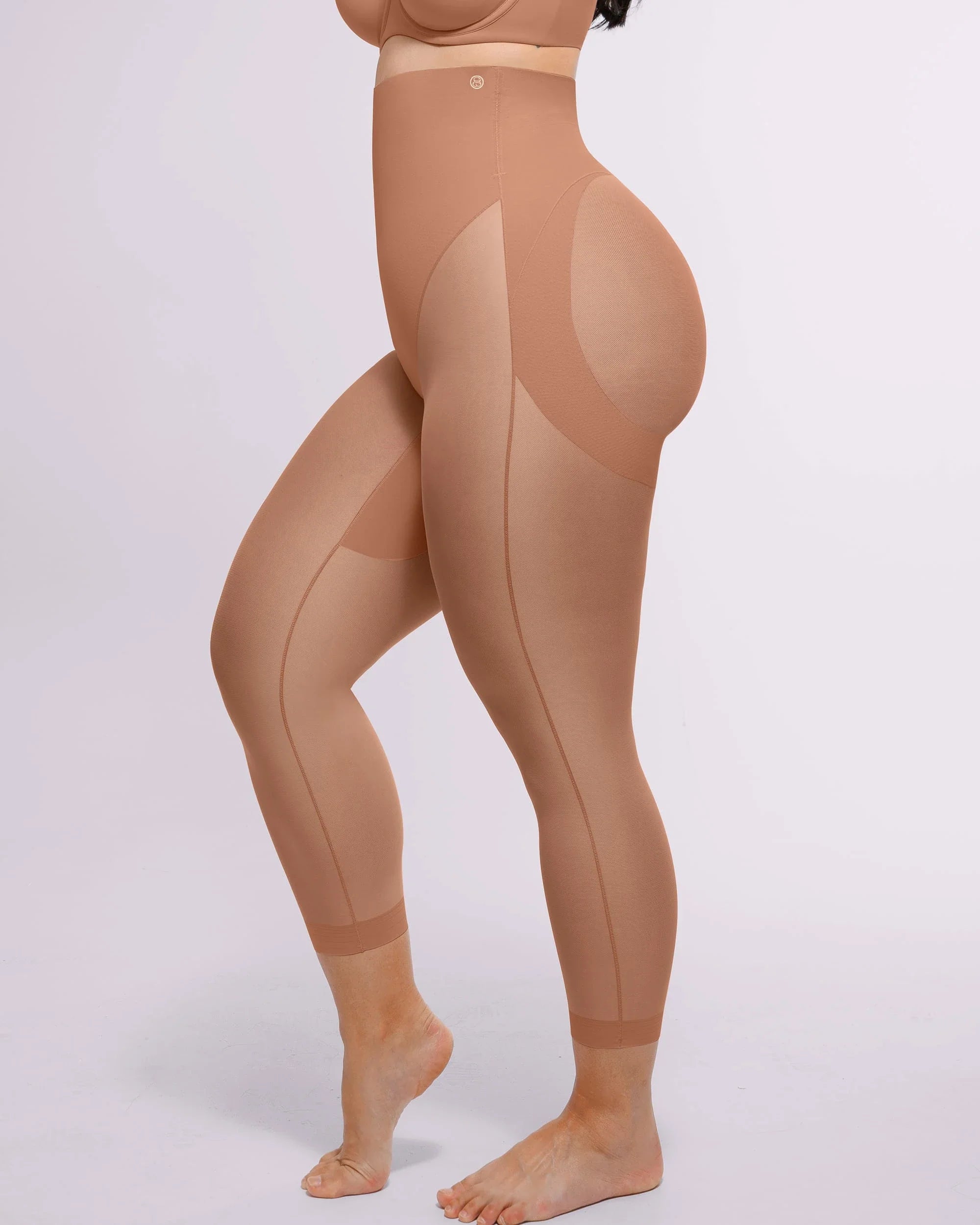 Butt-Lifting Mesh Capri Leggings