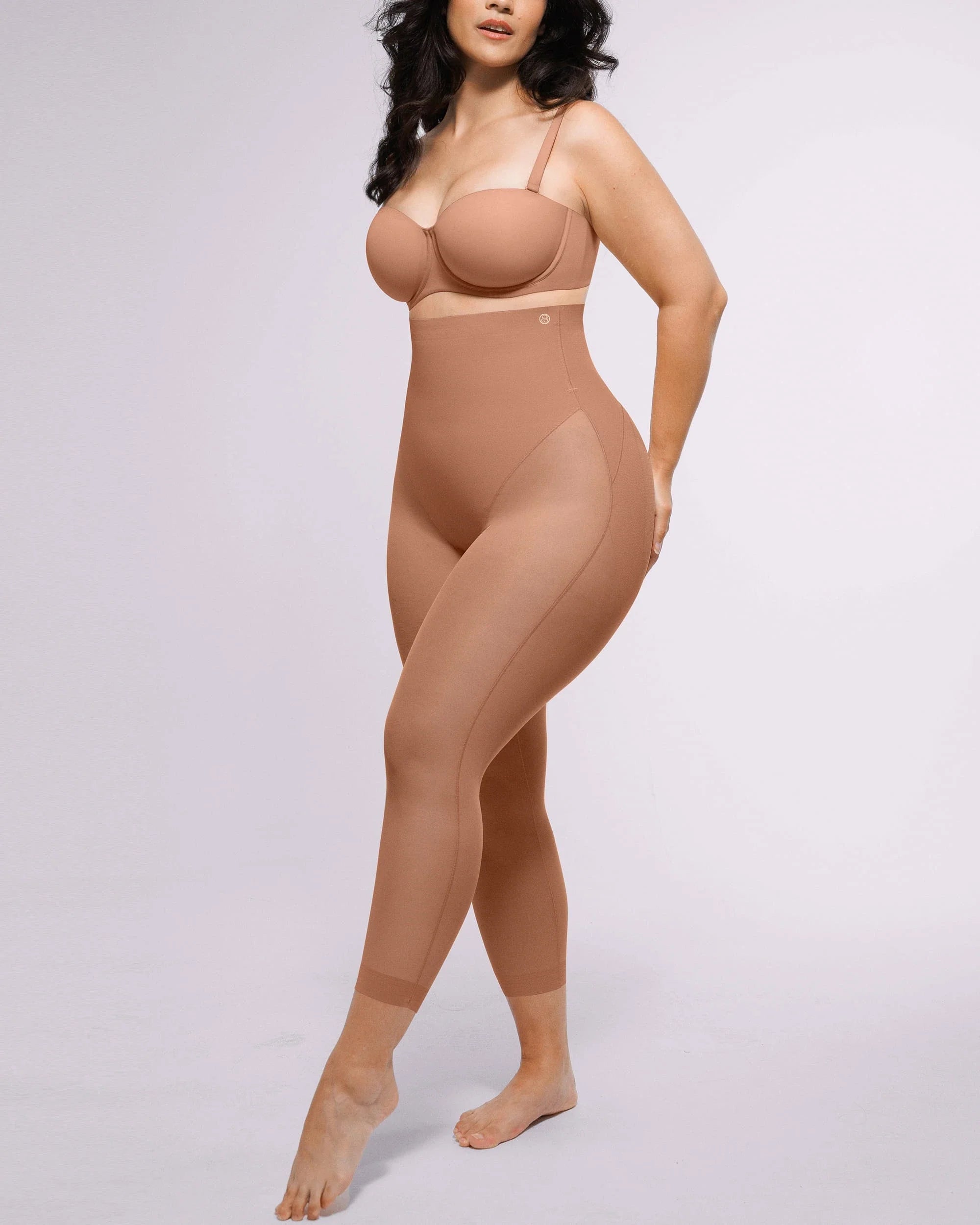 Butt-Lifting Mesh Capri Leggings
