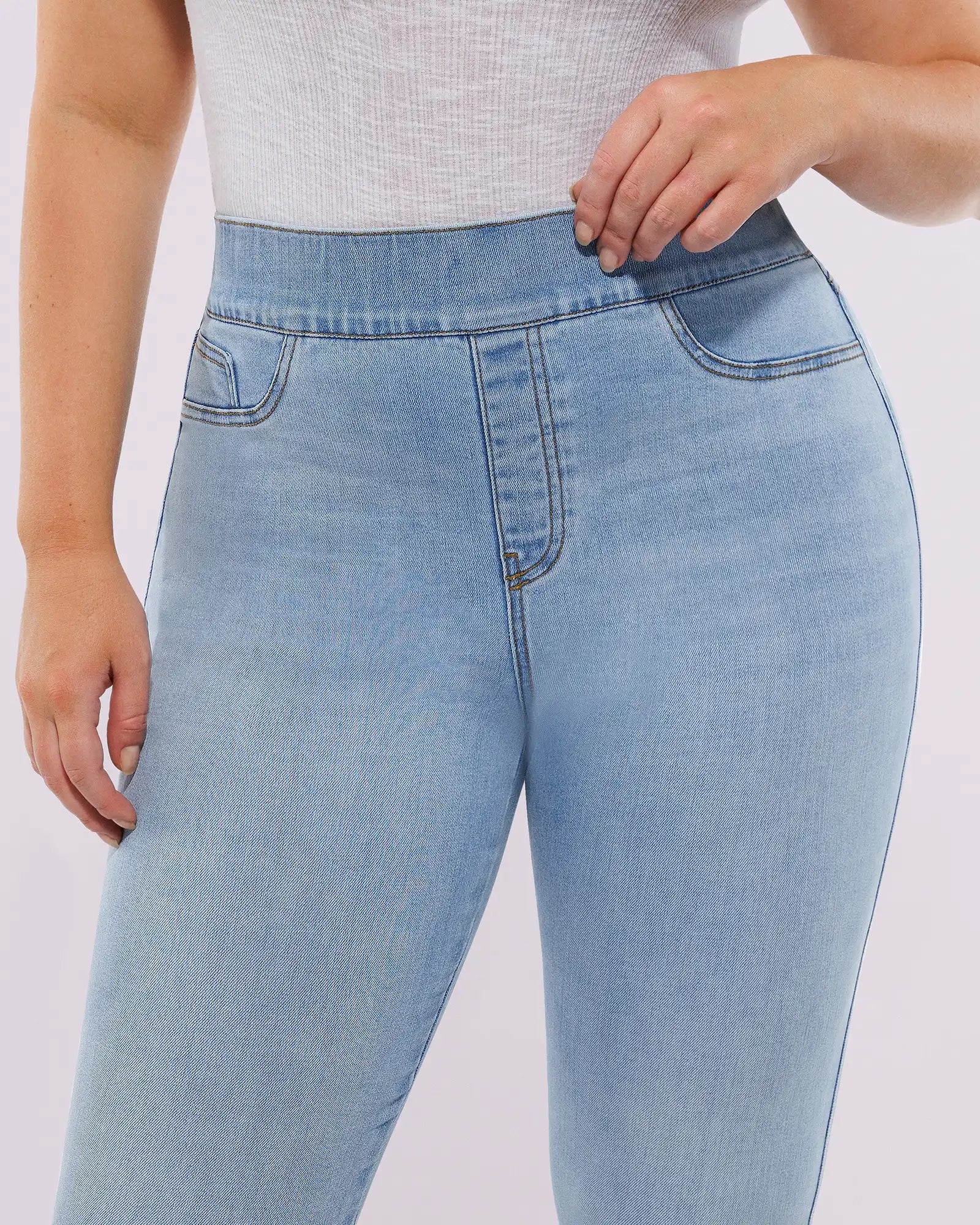 High-Waist Padded Hip Slimming Skinny Jeans