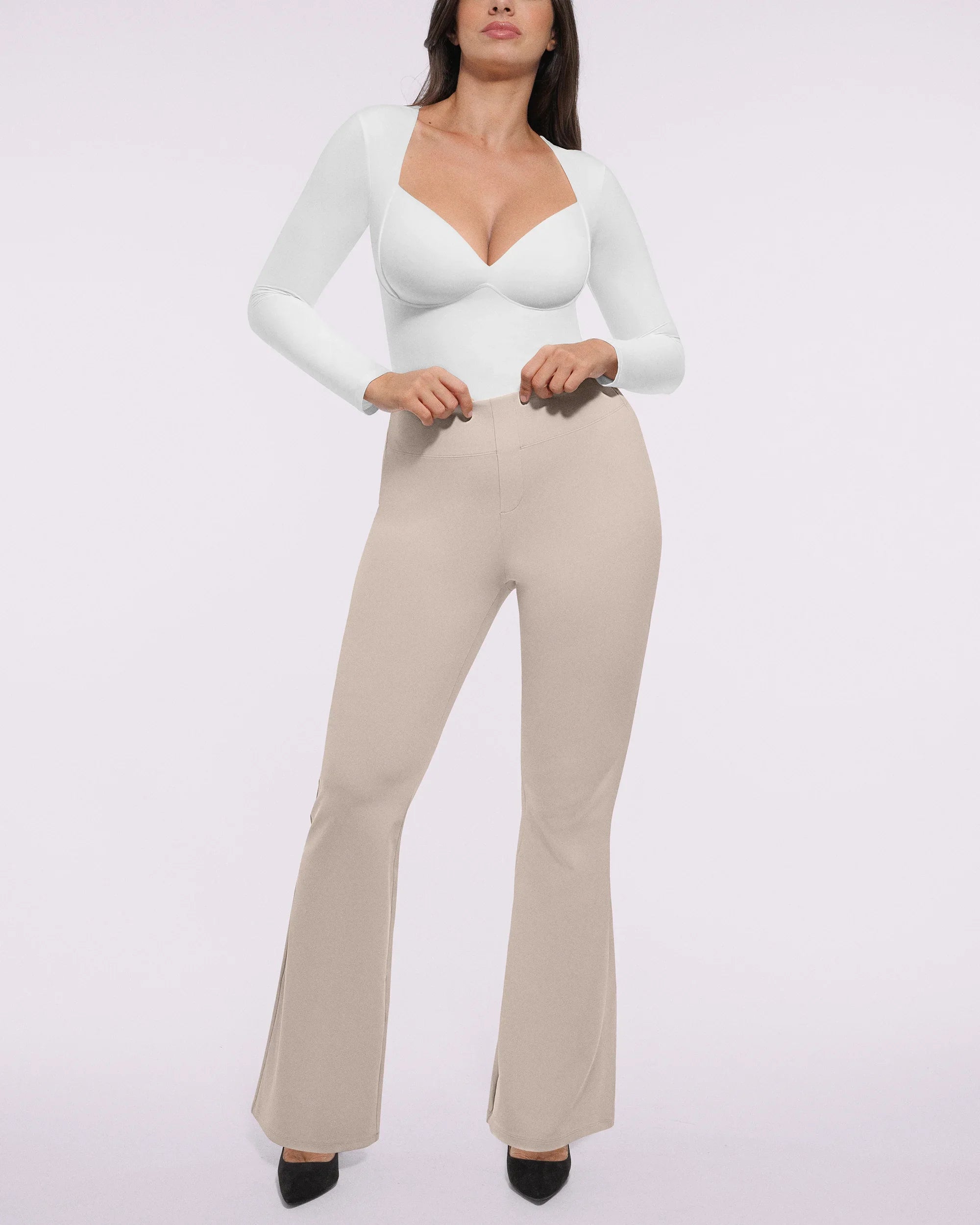 Smoothing Back Pocket Flare Work Pants