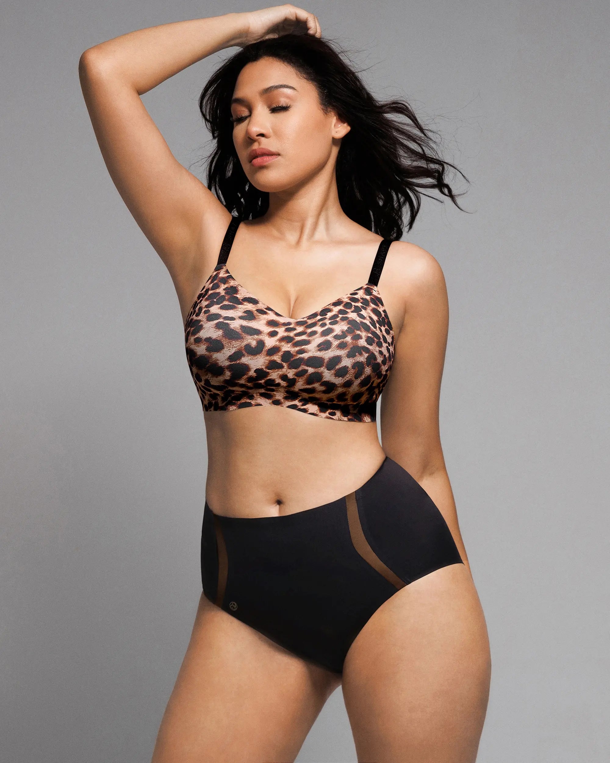 Cream Touch Smoothing Wireless Bra
