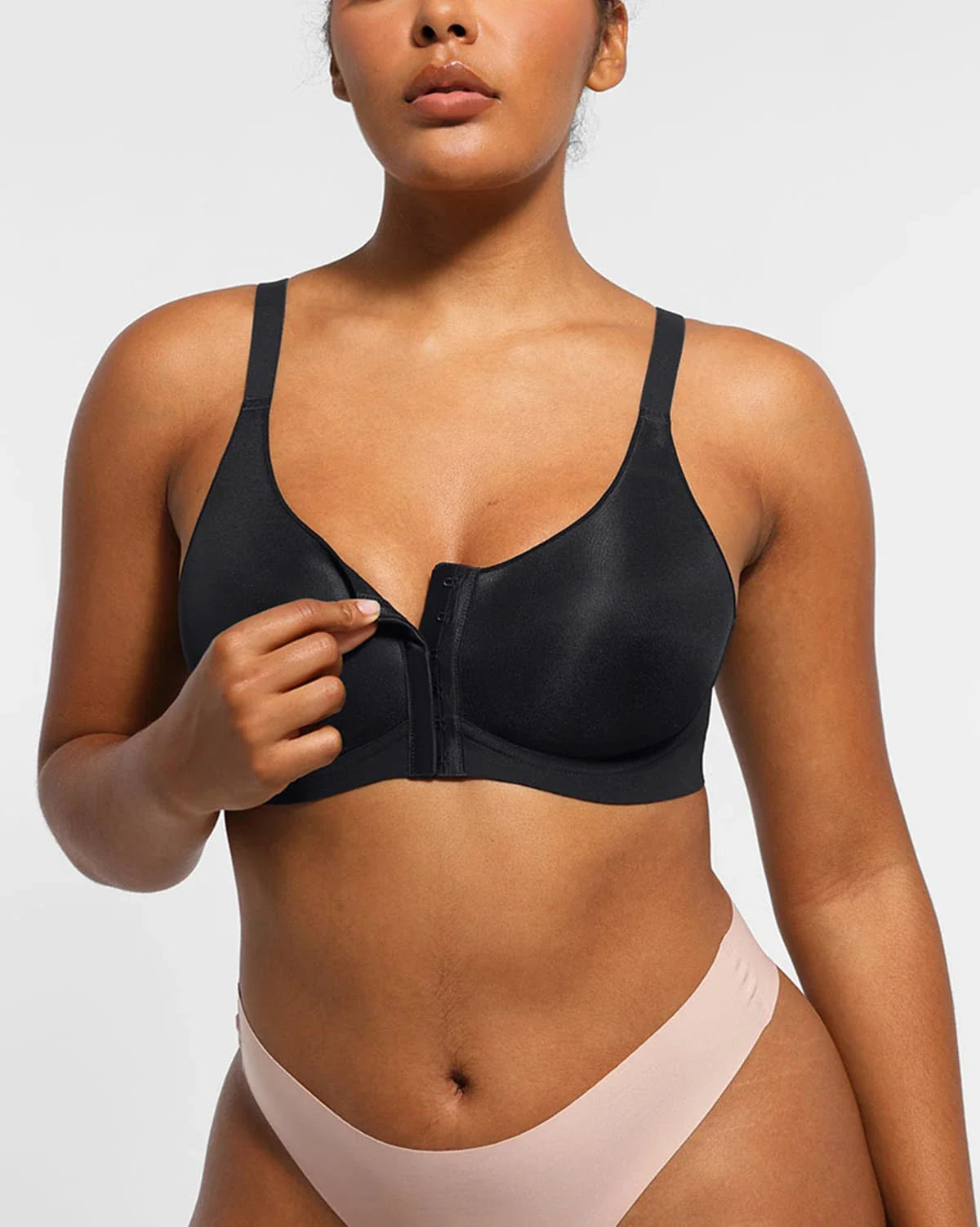 Cream Touch Wireless Front-Hook Smoothing Bra